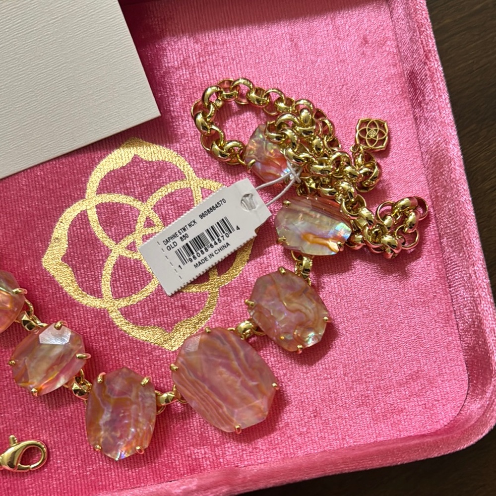 Kendra Scott Set π - Picture 7 of 7